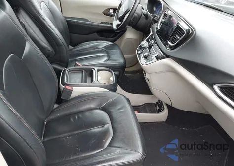 2017 Chrysler Pacifica Touring-L from USA, damaged, VIN 2C4RC1BG7HR764900